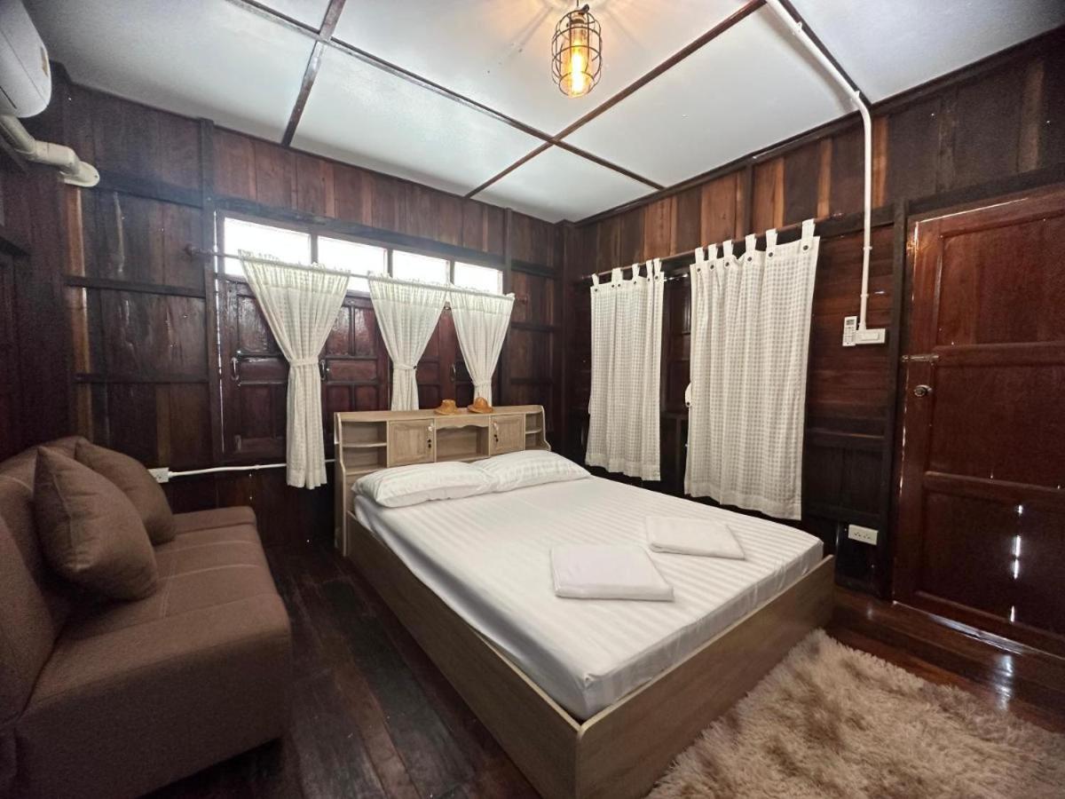 ม่วนใจ๋ปันสุข โฮมสเตย์แอนคาเฟ่ Muanjai Punsuk Homestay And Cafe Chom Thong Exterior foto