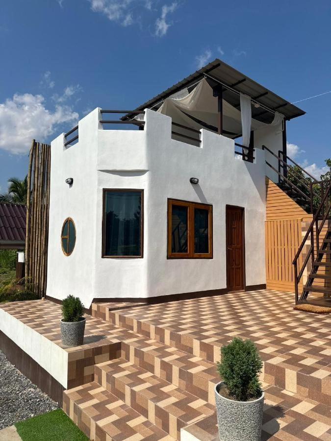 ม่วนใจ๋ปันสุข โฮมสเตย์แอนคาเฟ่ Muanjai Punsuk Homestay And Cafe Chom Thong Exterior foto